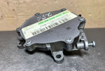 قم بتحميل الصورة إلى عارض الصور، 2012 Mercedes-Benz W207 E-Class OM276 Cylinder Head Vacuum Pump A276 2300065 OEM