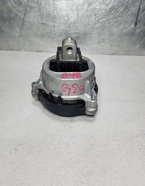 2016-2023 BMW G20 330I Engine Mount Left 9488383 X3 G01 X4 G02 5 Series G30 G31