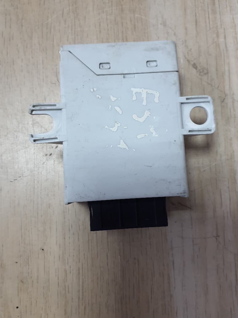 BMW Immobilizer Relay Control Unit 8380137 E39 E38 5 7 Series EWS3