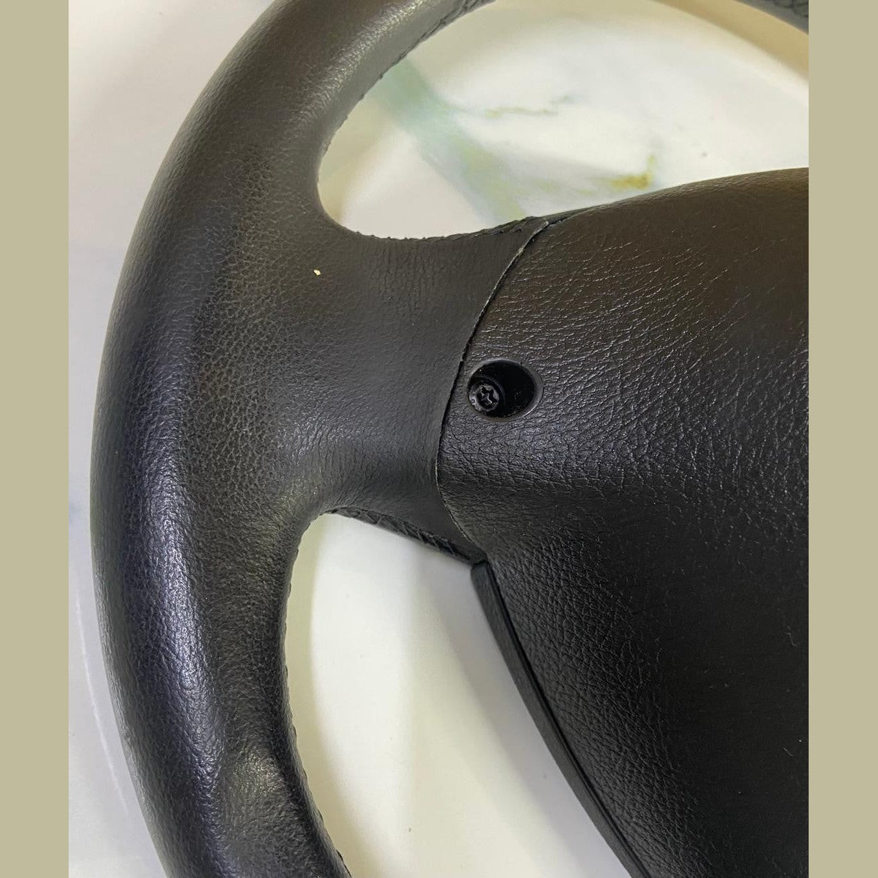 OEM BMW 5 F11 F10 Steering Wheel Leather 9229481