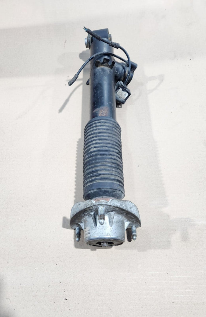 2014-2018 BMW X5 Rear Shock Absorber 6863176 X5 F15