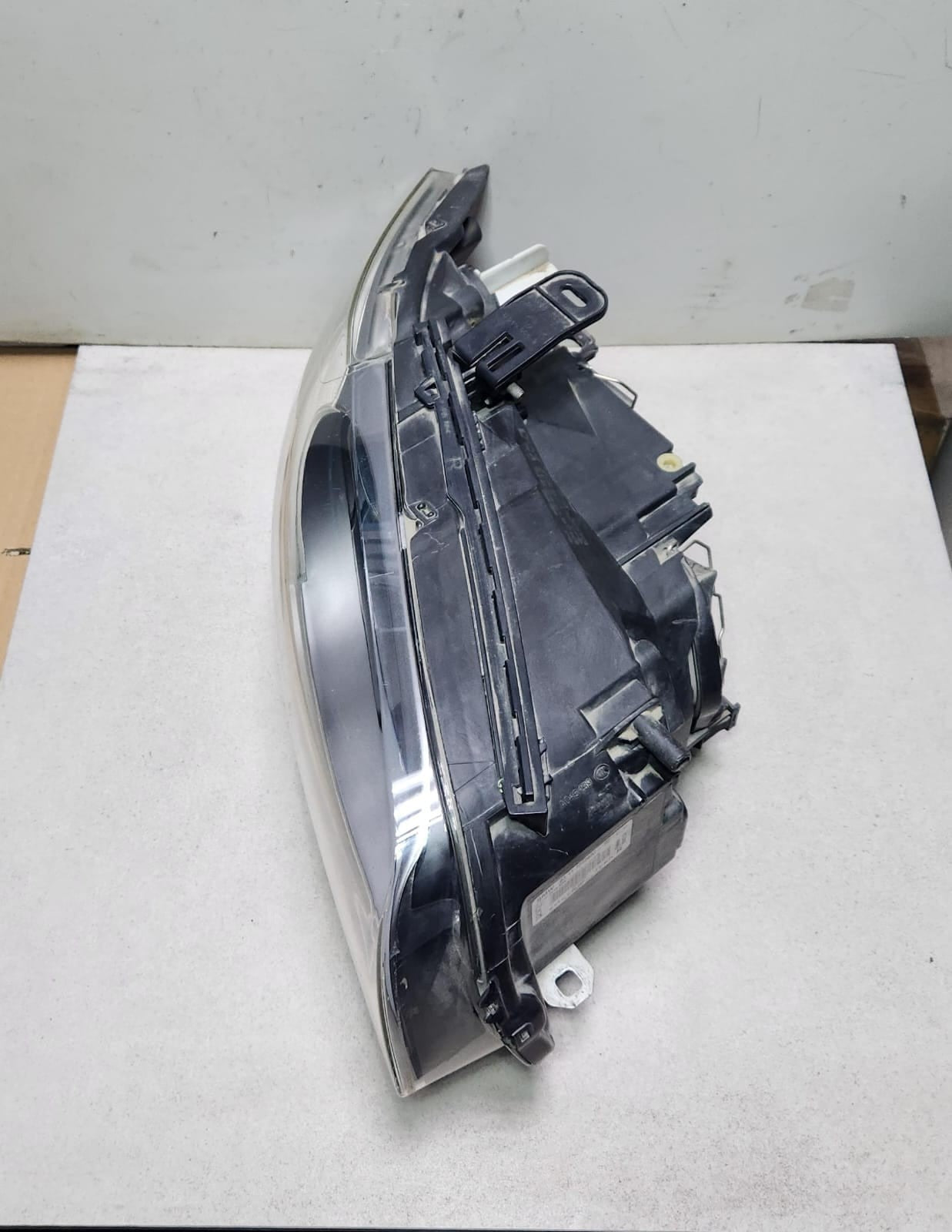 2008-2011 BMW 1 Series Headlight 7249652 1 Series E87 LCI Right side HELOGYN