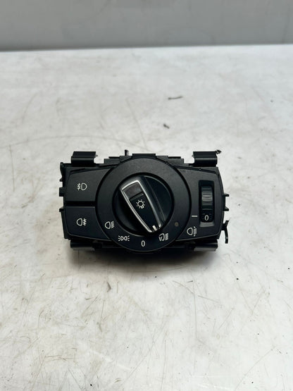 BMW 3-Series E88 E82 E90 E91 X1 E84 HALOGEN Headlight CONTROL Switch 9169406 OEM
