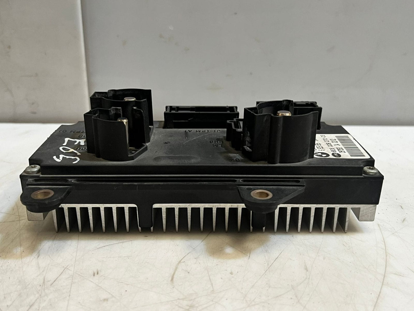 2002-2008 BMW 7 Series E65 E66 Body Power Control Module 6925655 OEM