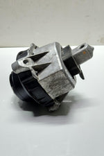Load image into Gallery viewer, 2019-2024 BMW 330i Right Engine Mount 7582320 3 Series G20 G21 and 4 Series G22 
