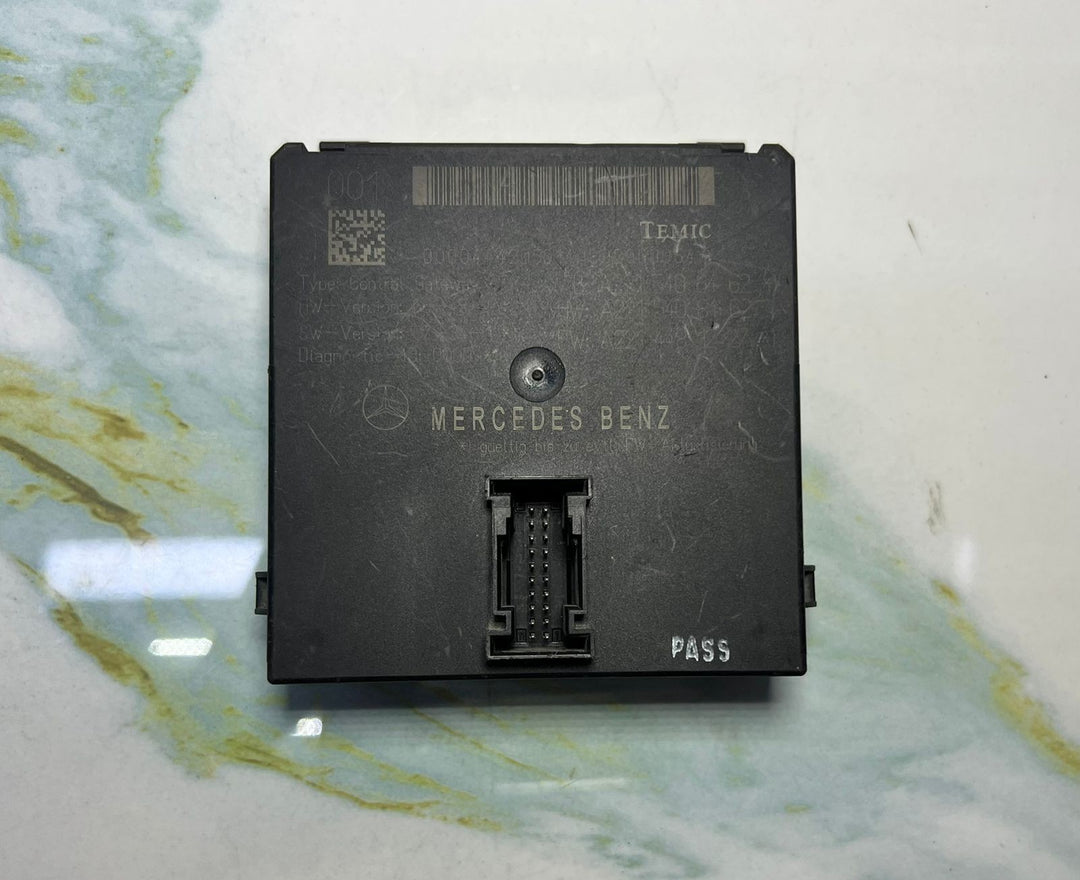 2007-2013 Mercedes-Benz W221 S-Class Gateway Control Module A221 5406462 OEM