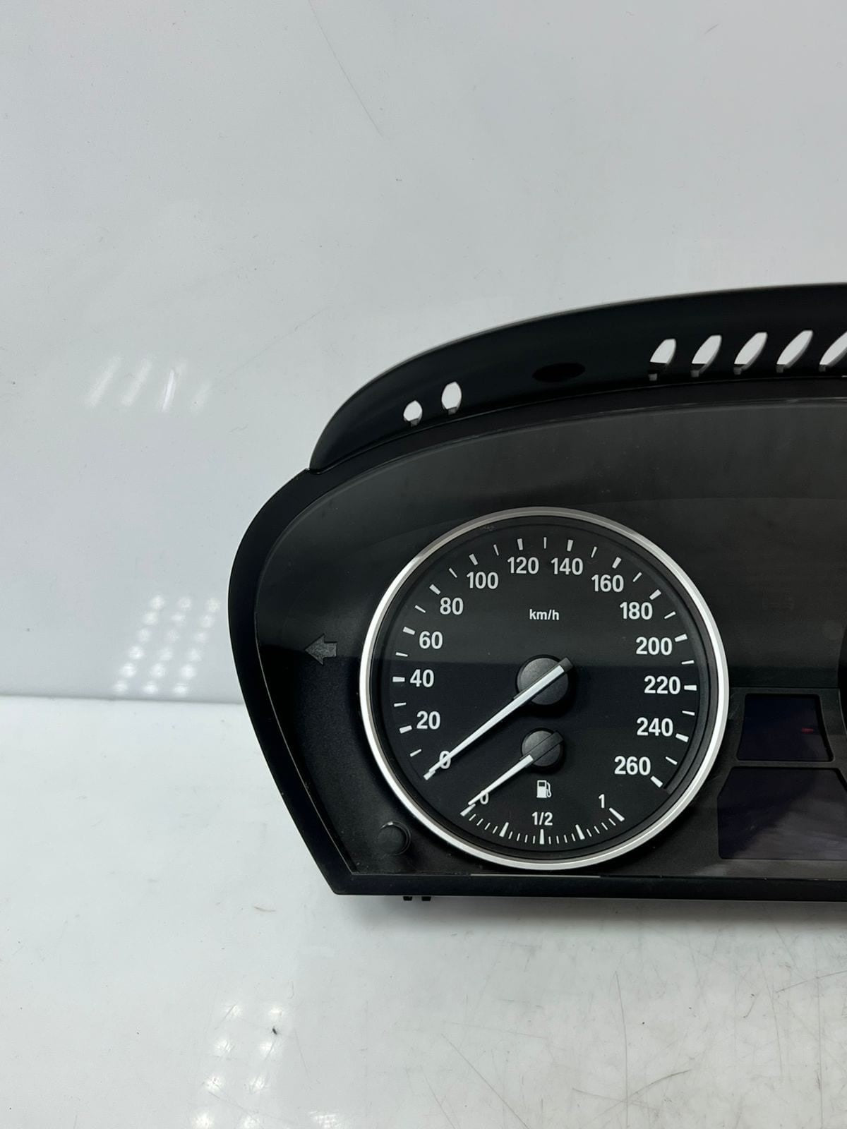 2003-2010 BMW 525i 5-Series E60 E61 SPEEDOMETER Instrument Cluster 9177260 OEM