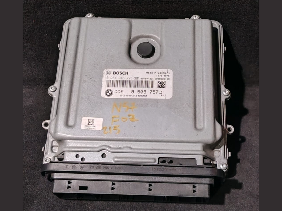 BMW 5 7 SERIES F01 F02 F10 F07 N57 D30A ENGINE CONTROL AUTOMATIC - DDE  8509757
