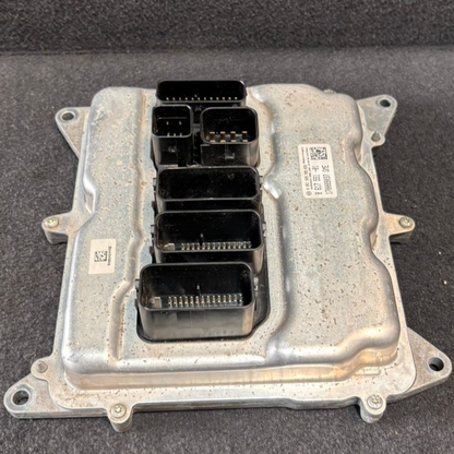 OEM BMW 520i N20 F10 2023-25 ENGINE CONTROL UNIT MODULE ECU ONLY DME- 8617551