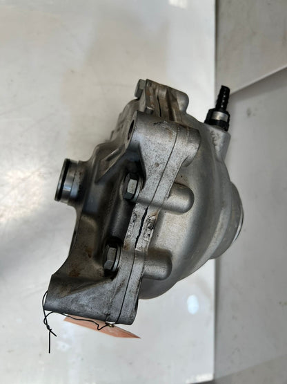 BMW E70 X5M and E71 X6M 4.4 V8 Front Differential Carrier 3.91 Ratio 7602072 OEM