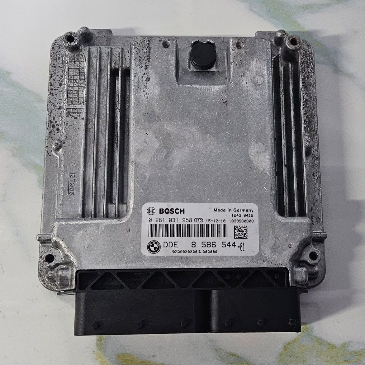 OEM BMW X3 X4 X5 X6 N57 ENGINE CONTROL UNIT ECM DDE ECU ONLY 8586544 BOSCH
