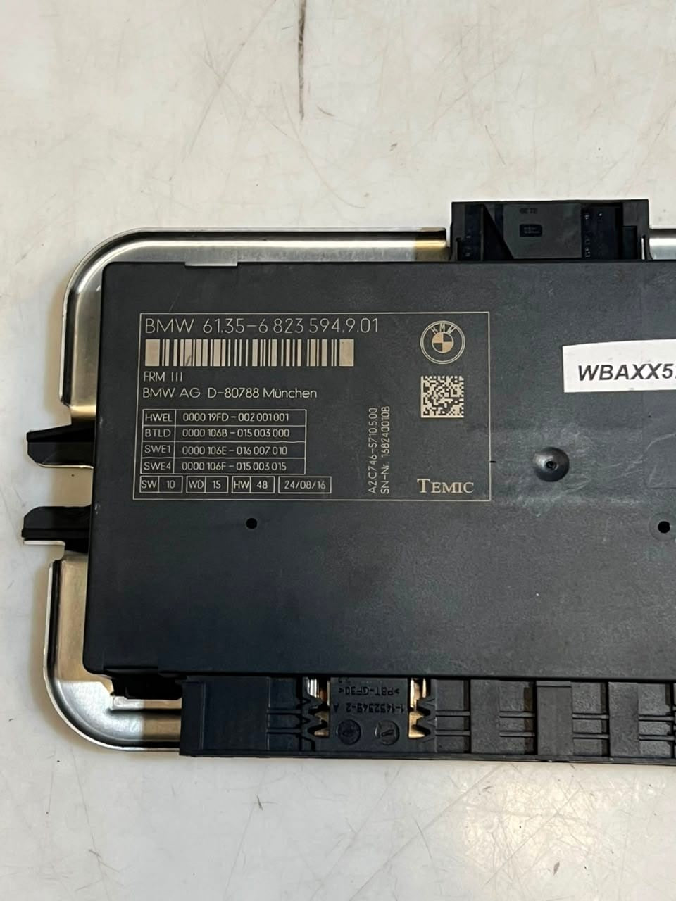 2017 BMW X3 F25 FRM3 TEMIC Footwell Light Control Module 6823594 OEM