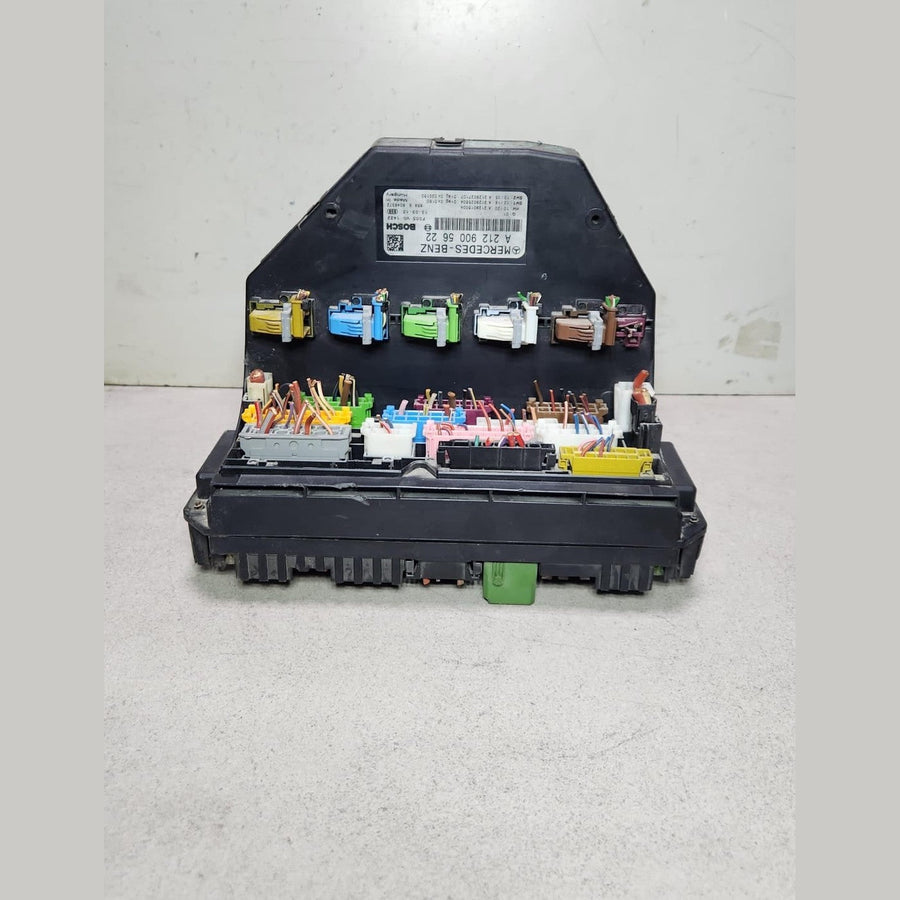 Mercedes-Benz C W204 Control Module Unit Sam Fuse Box A2129005622