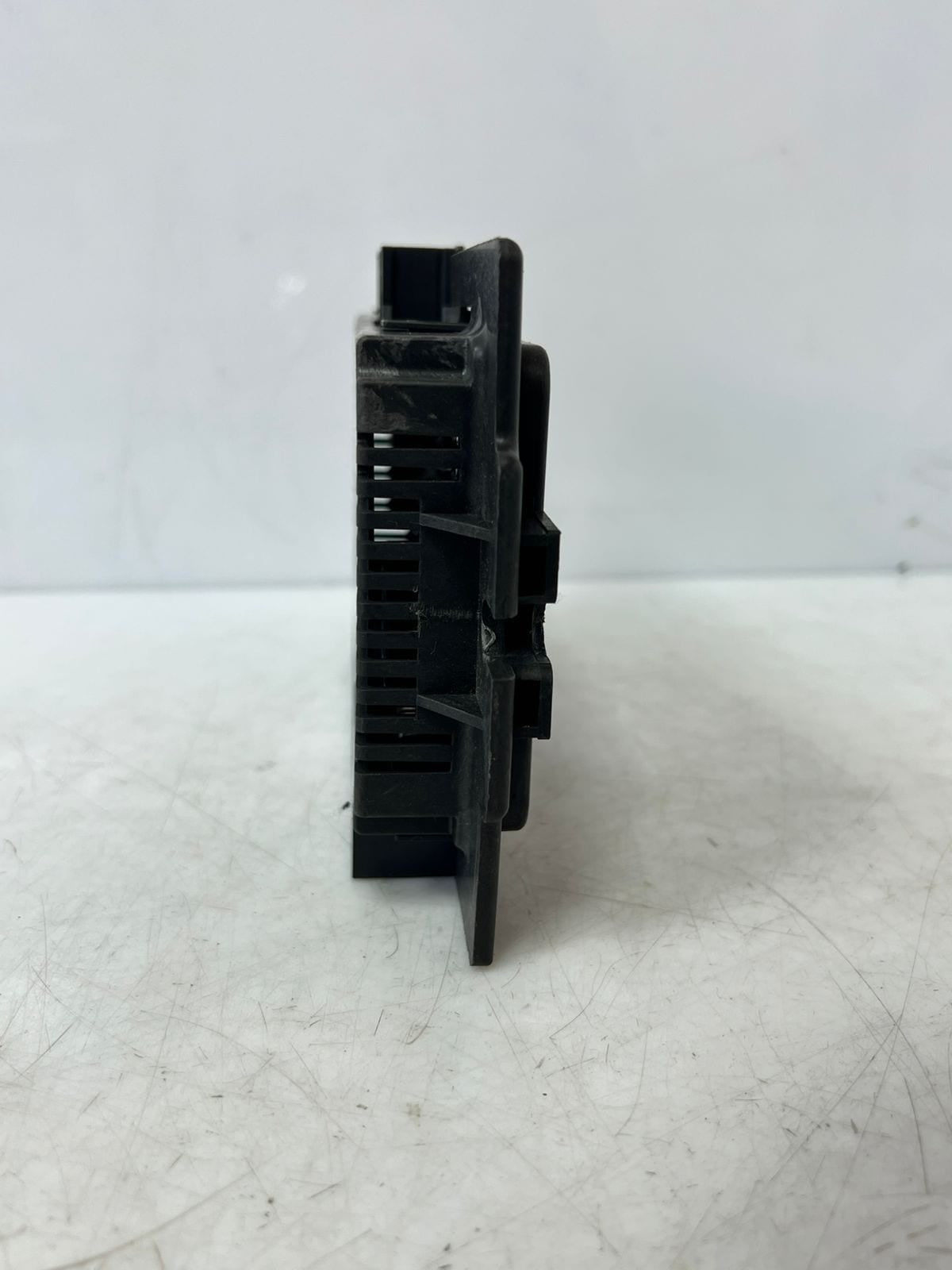 2010-15 BMW X1 1' 3' E81 E82 E87 E88 E90 E91 Footwell Control Module 9240528 OEM
