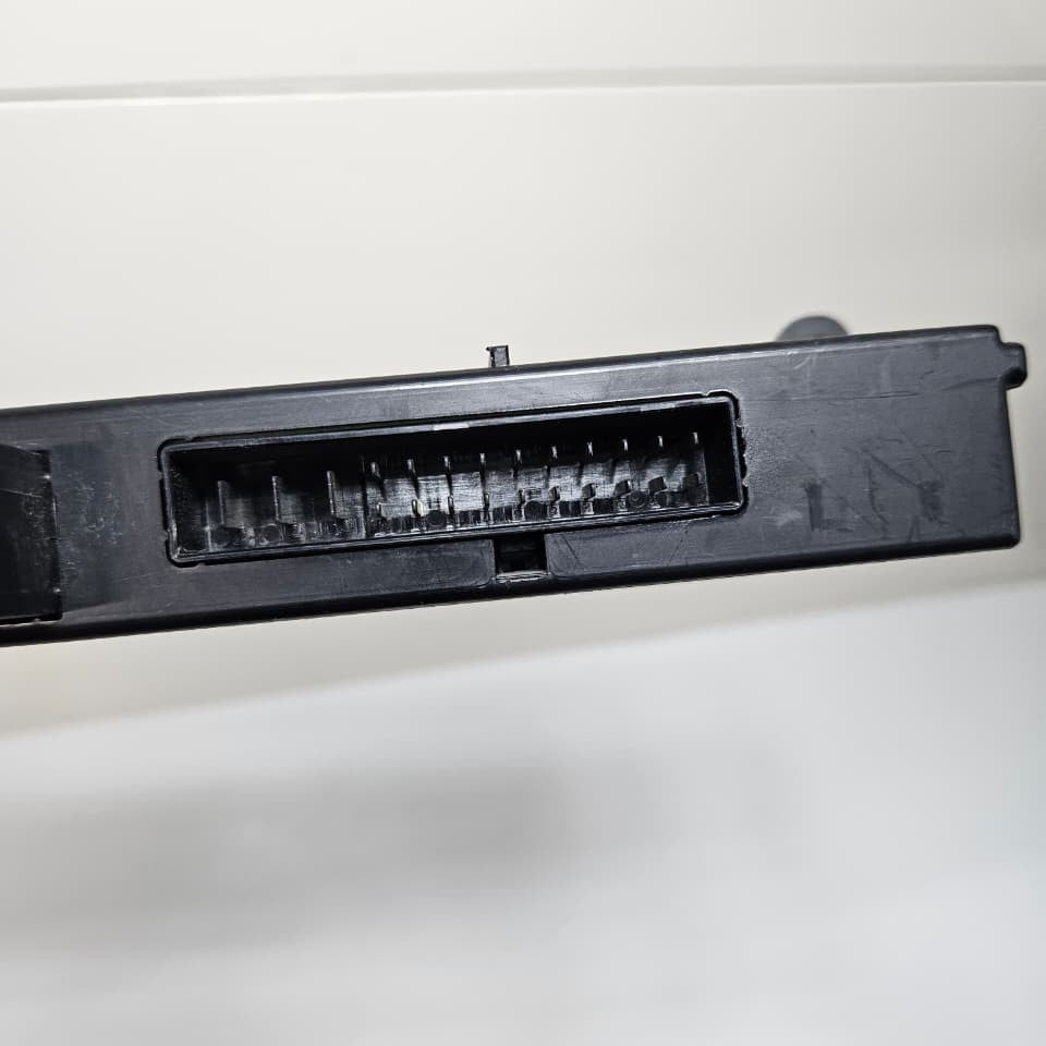 BMW F06 F07 F10 F11 F12 F13 JUNCTION BOX CONTROL MODULE UNIT ECU 9244394 OEM