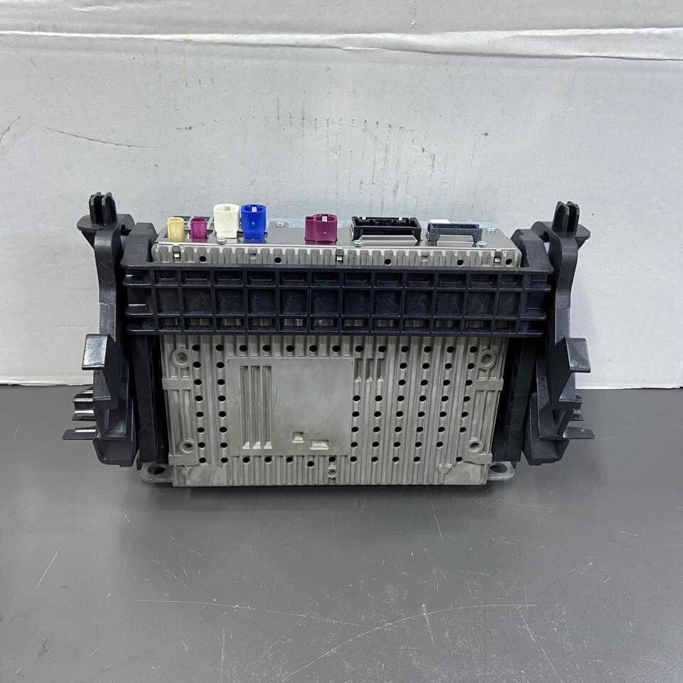 OEM BMW 430XI G80 AUDIO RADIO HEAD UNIT RECEIVER CONTROL MODULE UNIT 5A69496
