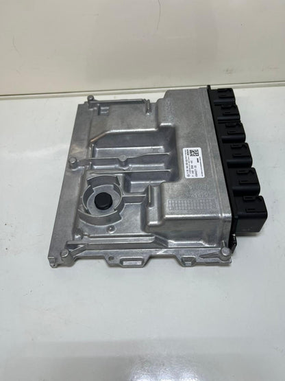 OEM BMW X5 G05 Engine Control Unit ECU Only DDE 7102358