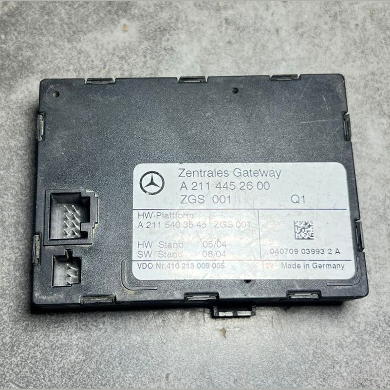 03-09 Mercedes W211 E-Class E320 Central Gateway Control Module A211 4452600 OEM