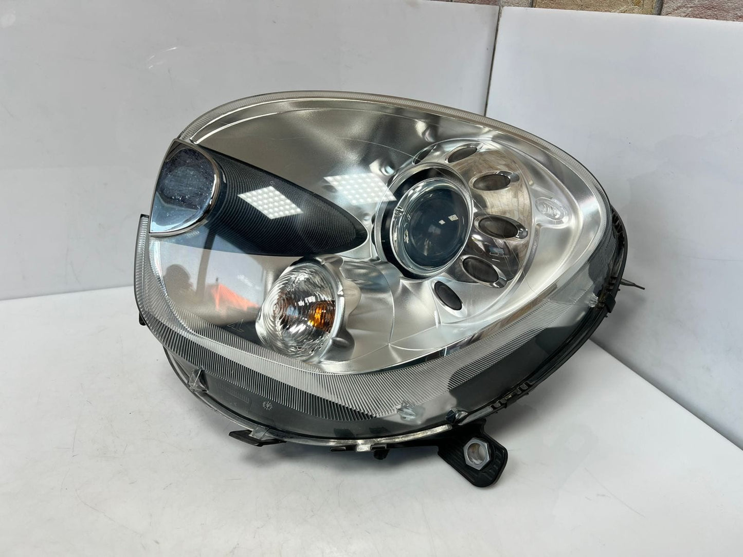 2011-16 Mini R60 R61 Cooper Countryman Bi-Xenon Headlight Assembly Left 9801043