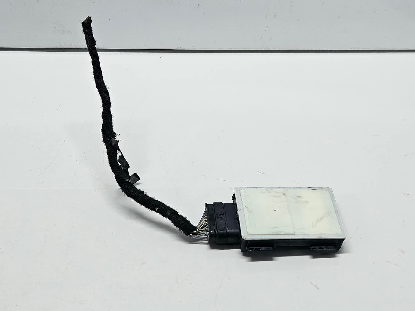 6899157-2019-2023 BMW X5 G05 RHD Blind Spot Radar Sensor 6899157 OEM