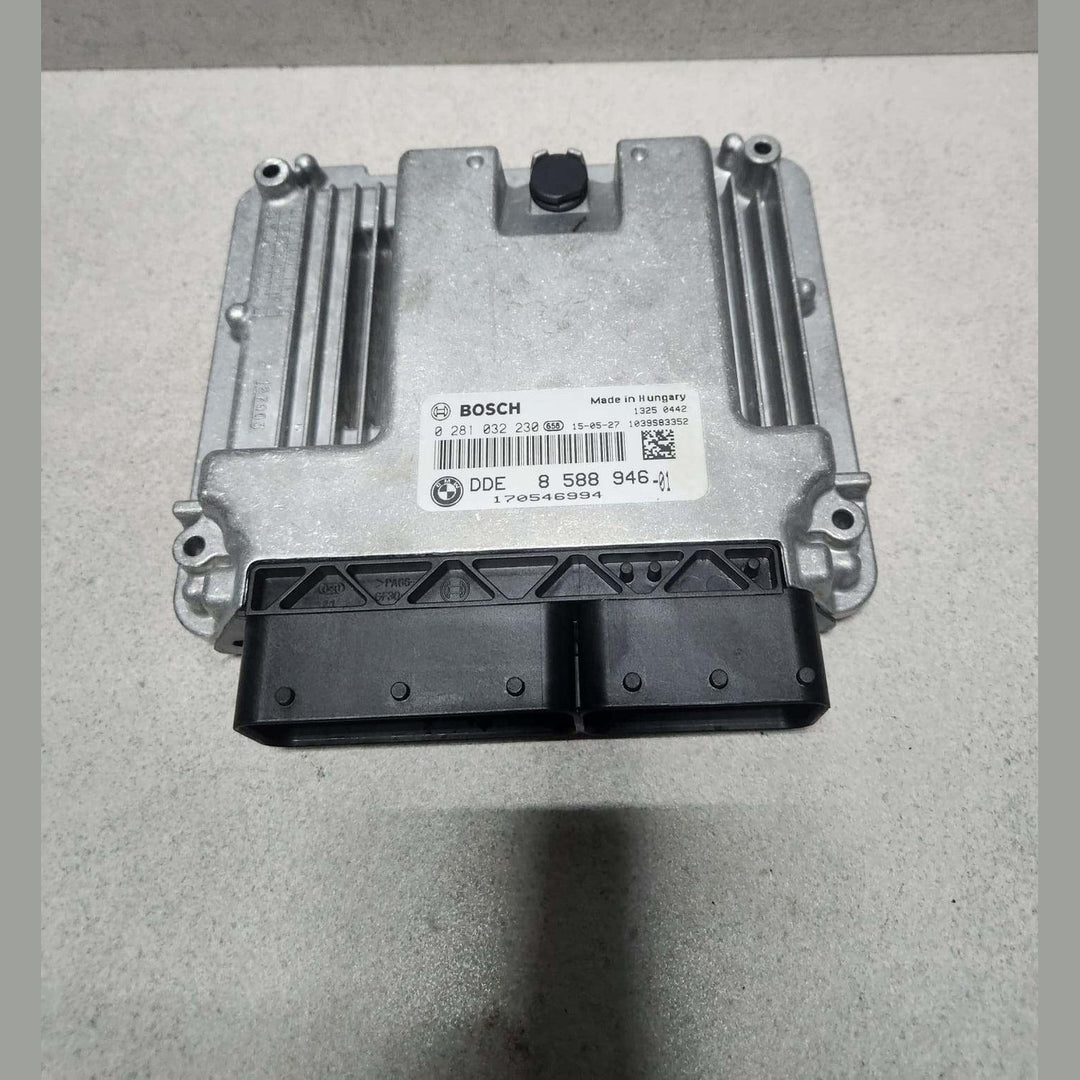 2016 BMW X3 Engine Control Unit 8588946 B47 F25 DIESEL ECU SET 