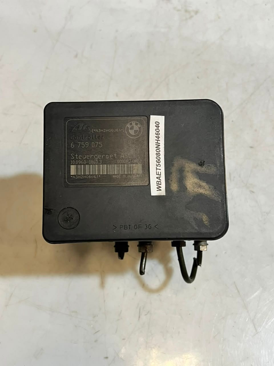 2002 BMW 330i 3 Series E46 HYDRAULIC BLOCK Abs Pump CONTROL UNIT 6759075 OEM