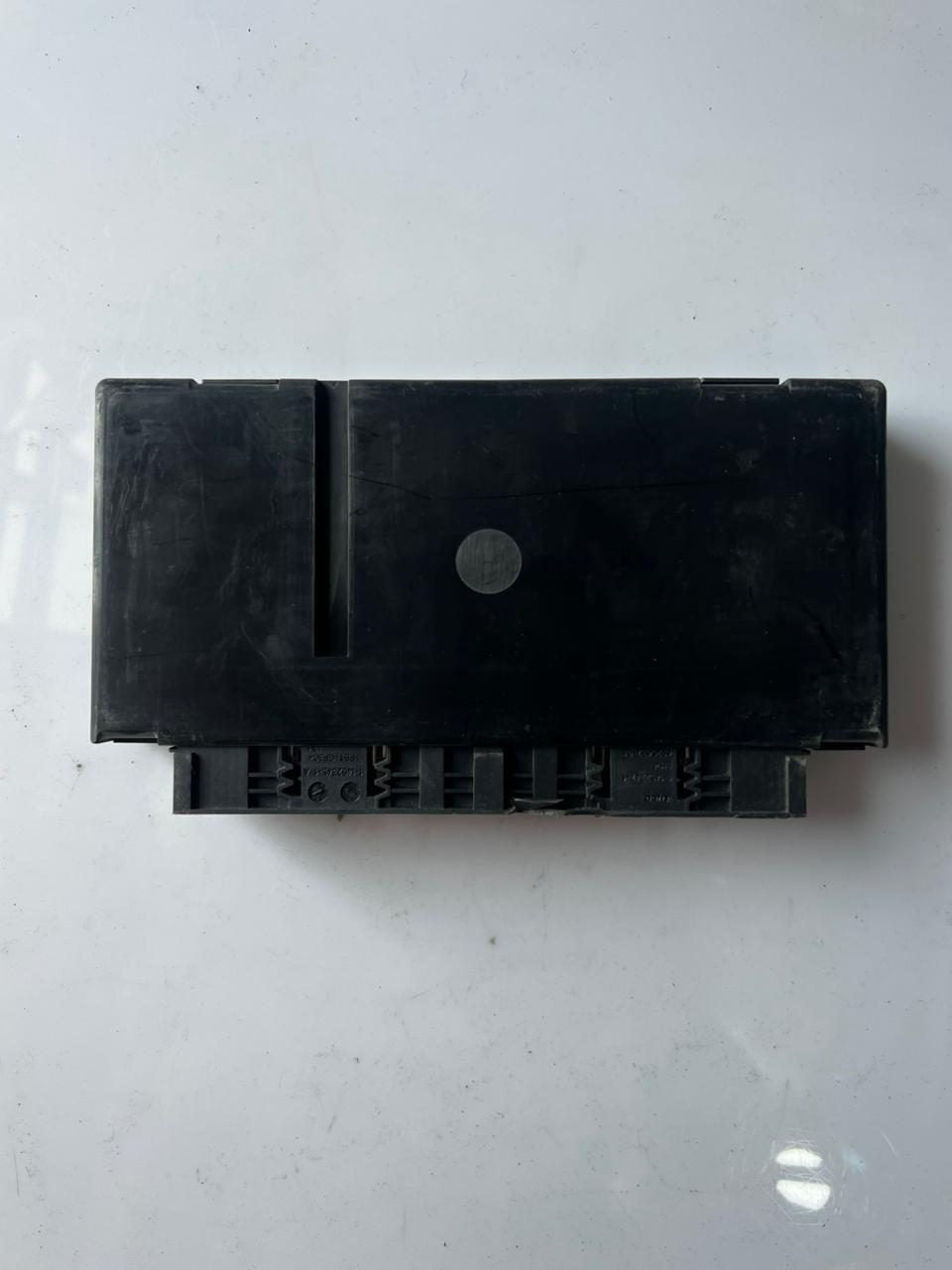 BMW E60 E61 E63 E64 5' Gateway Control Module 9186170