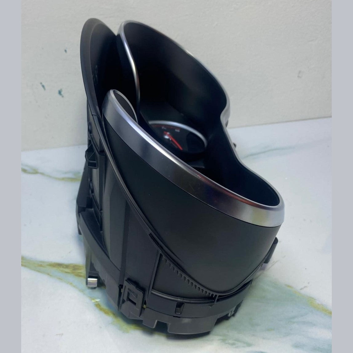Mercedes Instrument Cluster A2059000234