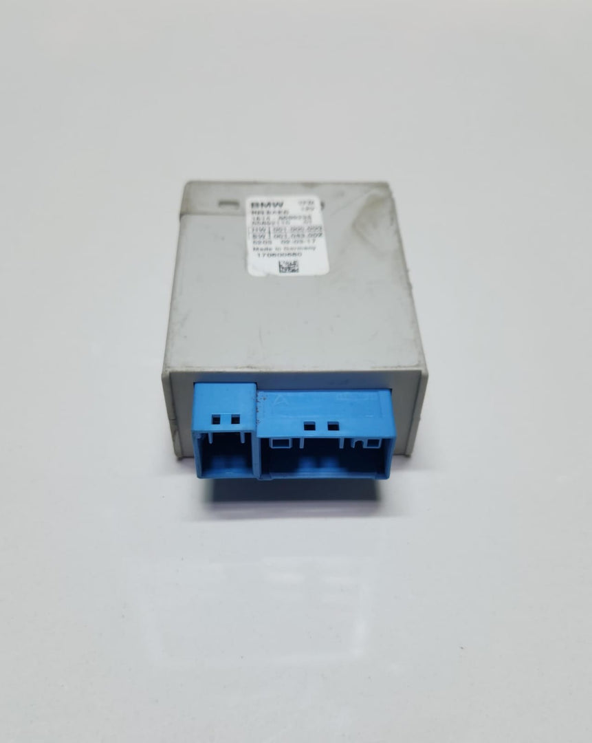 2018-2020 BMW 530e 330e Fuel Pump Control Module 8699235 F30 3 Series OEM