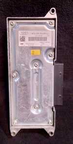Load image into Gallery viewer, AUDI OEM  A4 A5 S5 Q5 B8 RADIO AMPLIFIER BOOSTER 8T0035223
