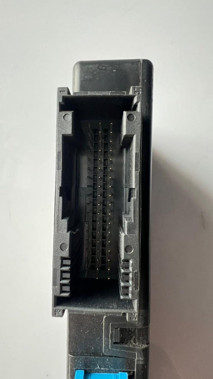 2011-17 BMW X3 Central Gateway Module Control Unit 9243214 F25 X4