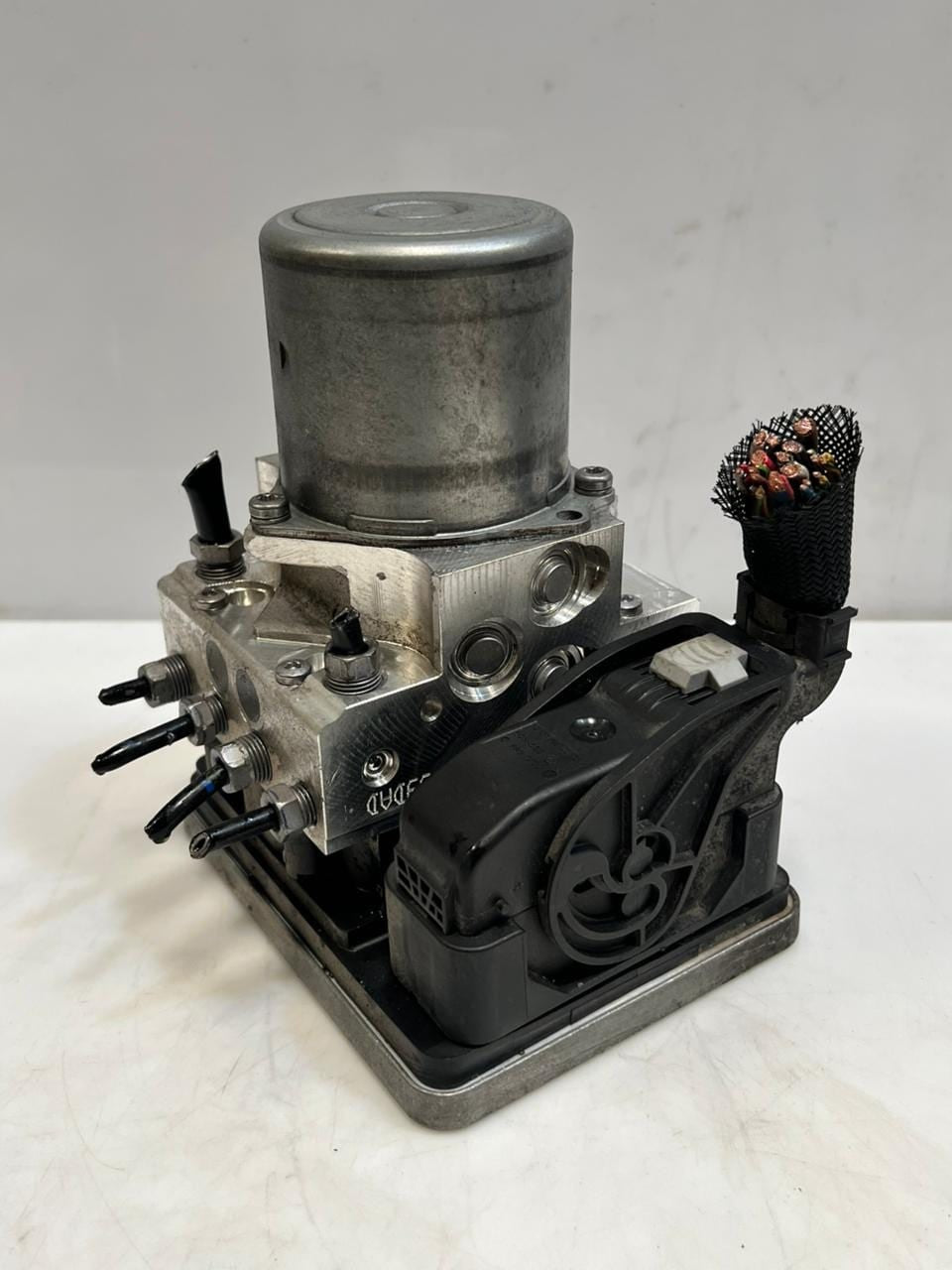 2007-2009 BMW 328i G30 G11 G12 Abs Pump anti-lock brake Module 6886959 OEM