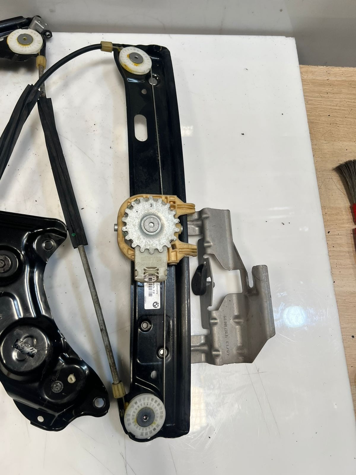 2013-2019 BMW 650i F07 Gran Coupe Rear Left Door Window Regulator Motor 7275399