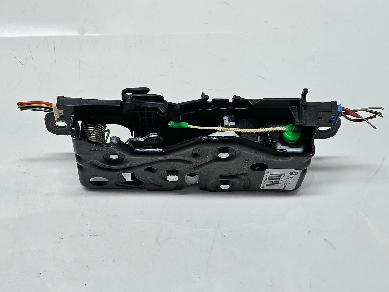 7441014-2017-2020 BMW X5 G05 RHD Tailgate Trunk Lid Lock Actuator OEM