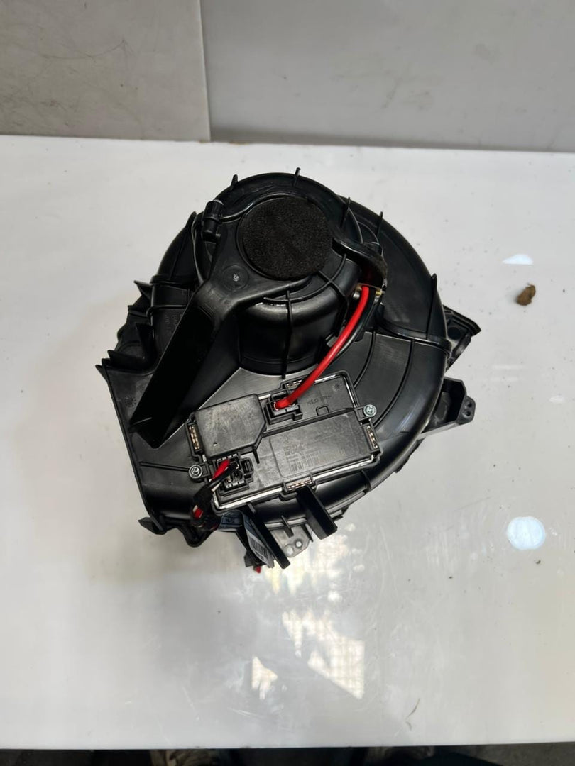 2009-2016 BMW M5 5 Series F10 F11 F07 GT F12 LCI F01 Heater Blower Motor 9248170