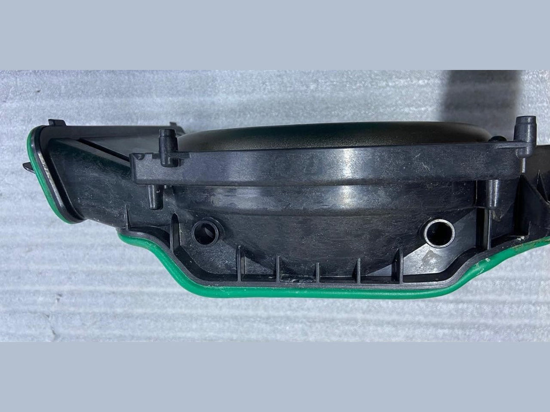 OEM BMW F91 M8 F92 F93 FRONT RIGHT SUBWOOFER  AUDIO SPEAKER HARMAN 2622476