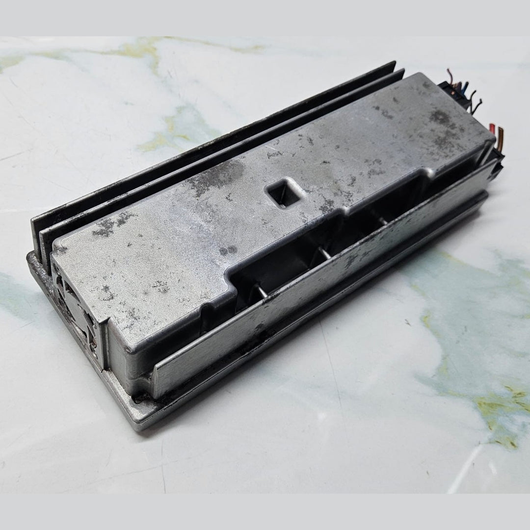 2009-15 BMW F01 F02 740i 750i models Top HIFI Audio Amplifier 9283656 OEM