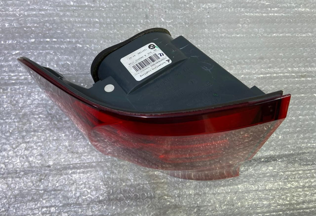 OEM BMW X5 E70 Rear Light Lamp LED Retrofit Trim In The Side Panel Right 7227790