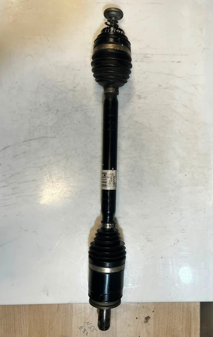 2014-2019 BMW i3 Rear Output Shaft, Left AXLE 7641213 OEM