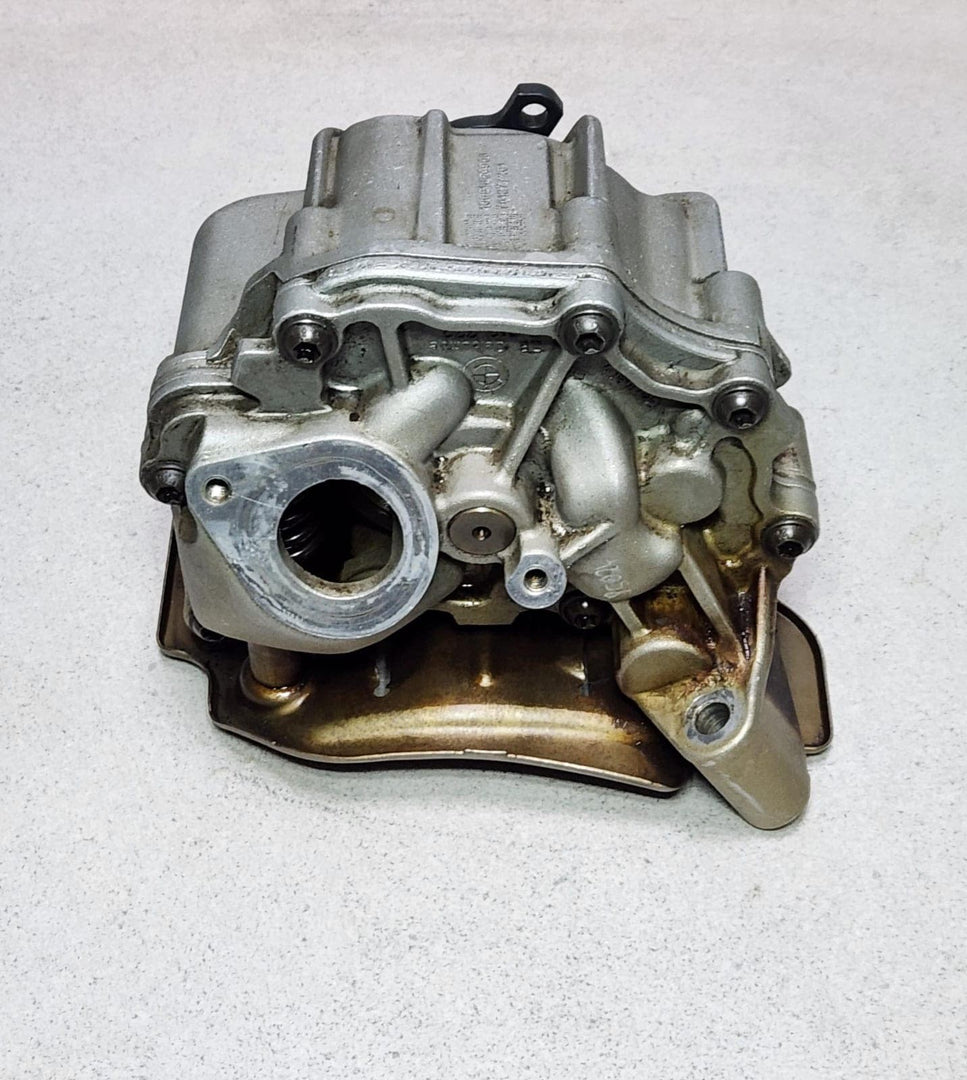 7612772  BMW 550i Engine Oil Pump 5. 6. 7. Series X5 and X6 2011-2016