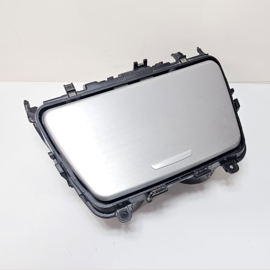 2012-2018 BMW 2 6 Series F06 F46 640i Front Center Console Cup Holder 9227718
