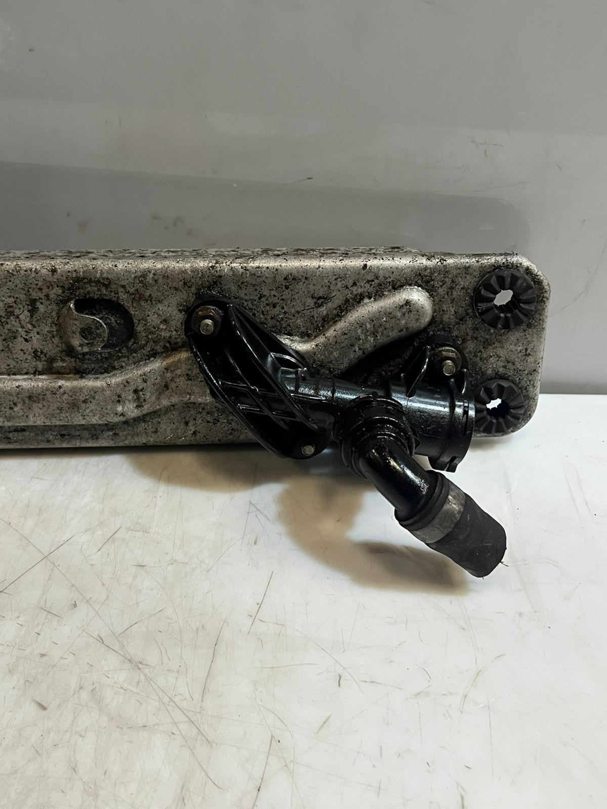 2007-2013 BMW X5 E70 E70 LCI F15 F16 E71 Transmission Oil Cooler 7553389 OEM