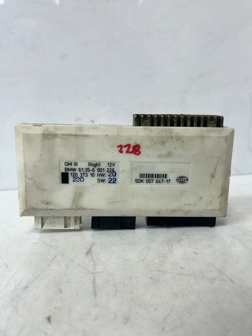 2001 BMW 740i E39 and E38 GM3 HIGH 12V Body Control Module 6901228 OEM