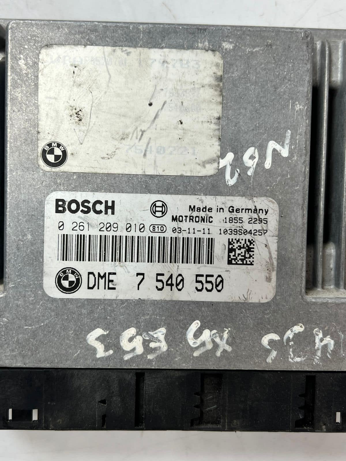 2004 BMW E53 N46 X5 435I Engine Control Module UNIT ECU ECM 0261209010 7540550