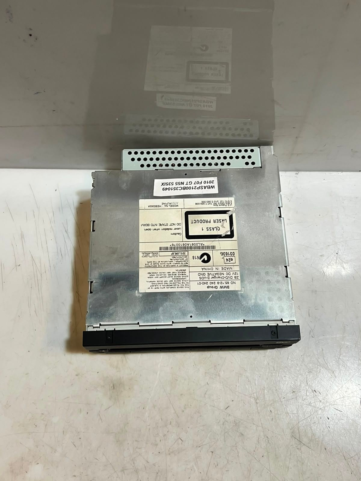 2009-2011 BMW 5 Series F10 F11 535i HEAD UNIT CD/DVD Changer 9240240 OEM