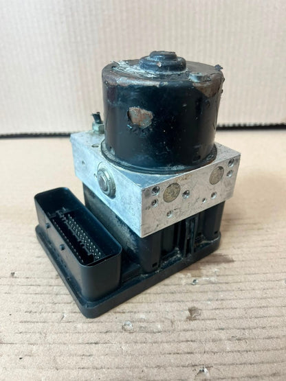 2005-2007 BMW E87 E92 E90 E91 330i ABS Pump Module Assembly 6778164 OEM