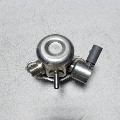 2014-2016 BMW 228i High Pressure Fuel Pump A2700700501 C180 GLA250, A200 B180   