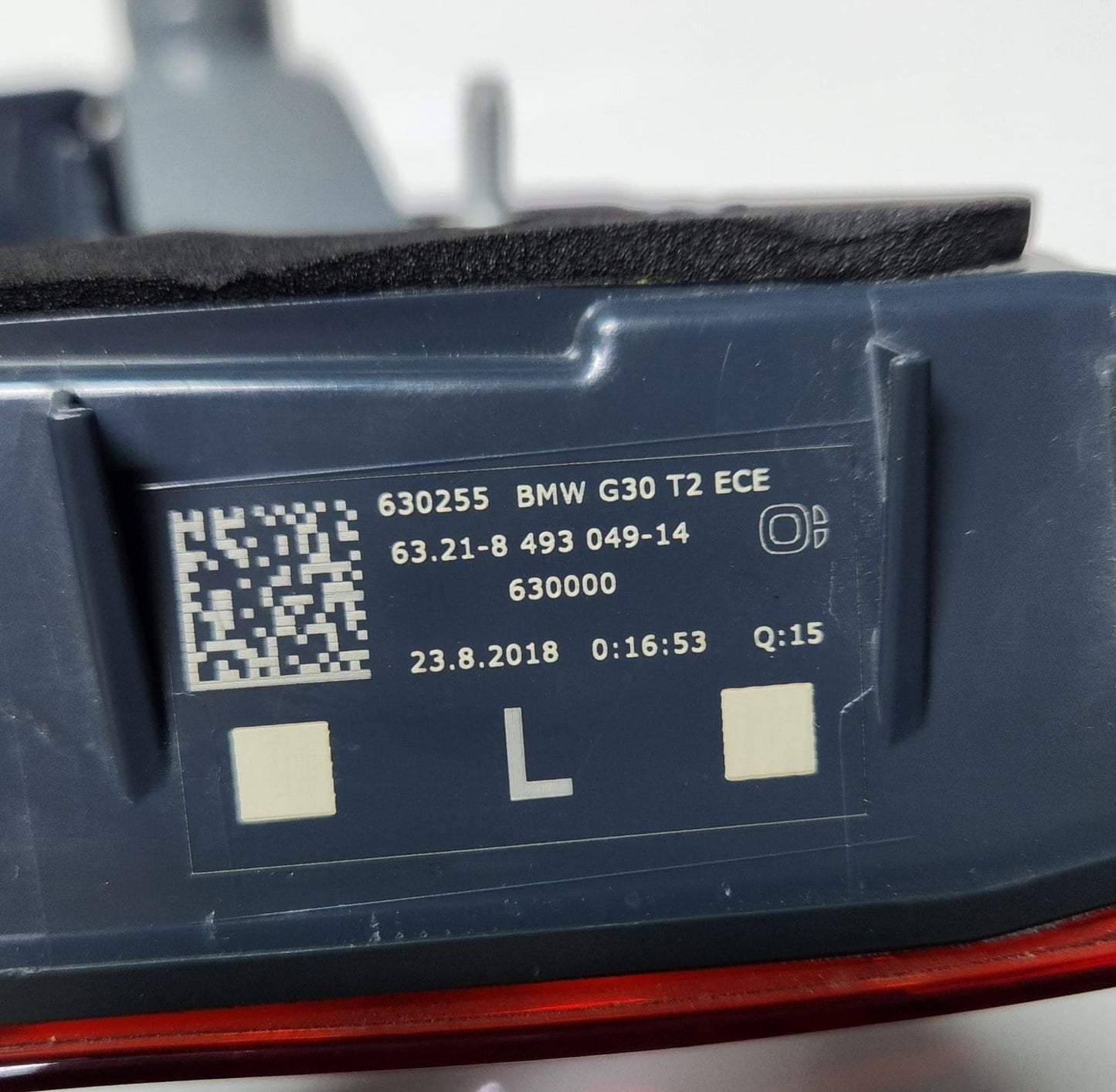2018 BMW 530e Tailgate Rear Light 8493049 5 Series G30 G31 G38 OEM