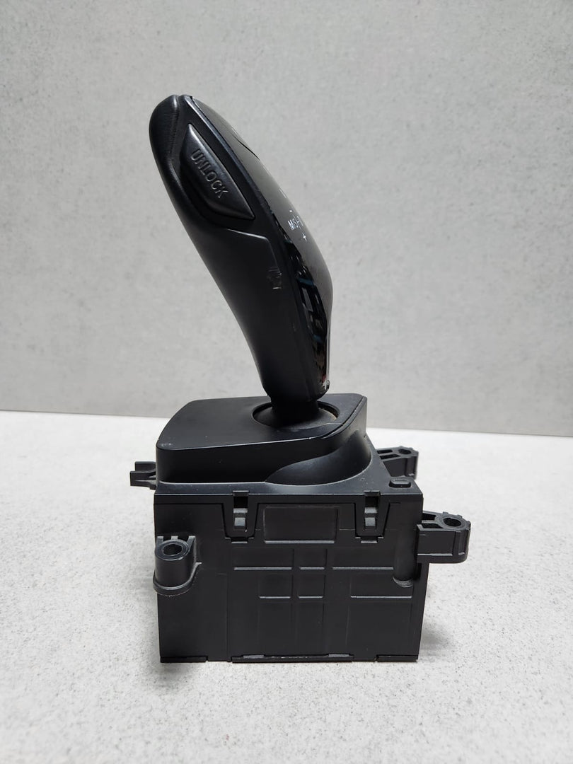 2016-2019 BMW 740i Gear Selector Switch 6825608 740i G11 G12 RHD