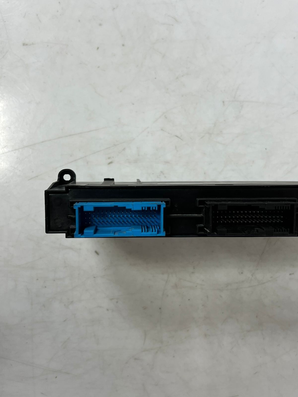 2011 BMW 535i F10 F11 F12 F13 Electronic Junction Box Control Unit 9252332 OEM